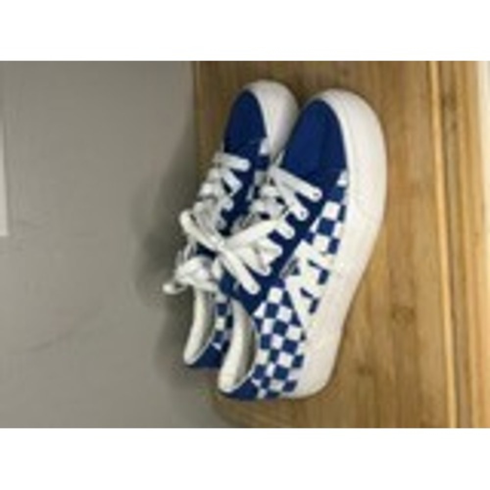 Mudd Womens Blue White Checkered Platform Sneakers Lace Up Low Top Shoes Size 8